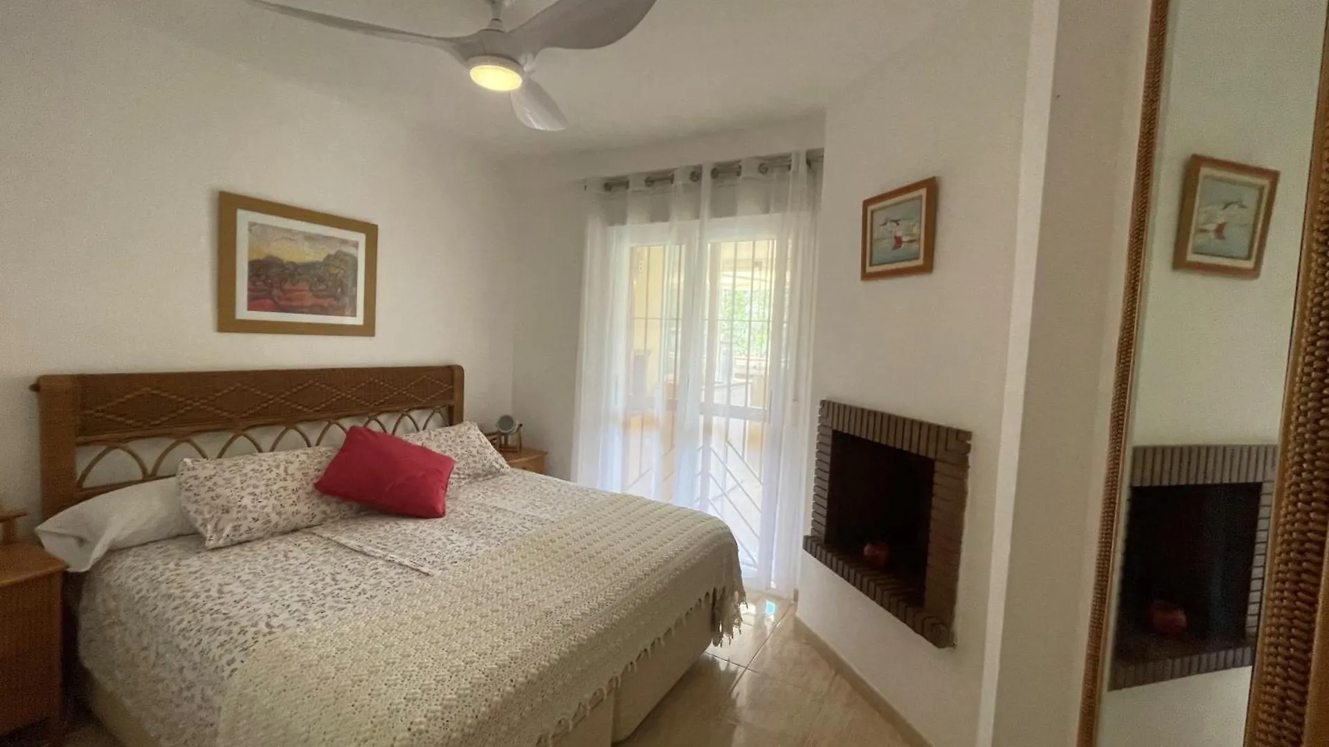 Comfy Apartment In The Heart Of The Costa Del Sol Sitio de Calahonda